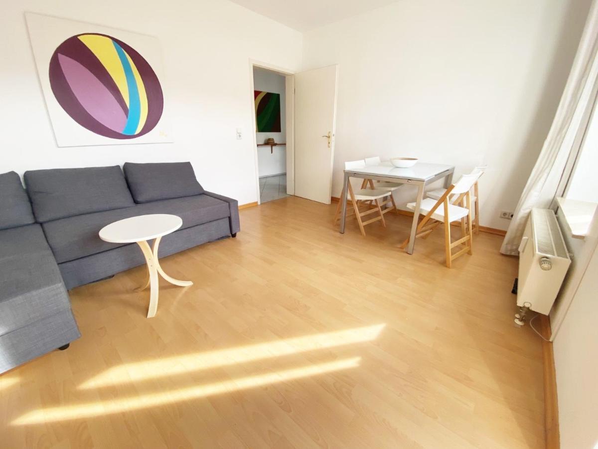 Schoene, Ruhige Zweiraumwohnung Im Angesagten Altlindenau 라이프치히 외부 사진